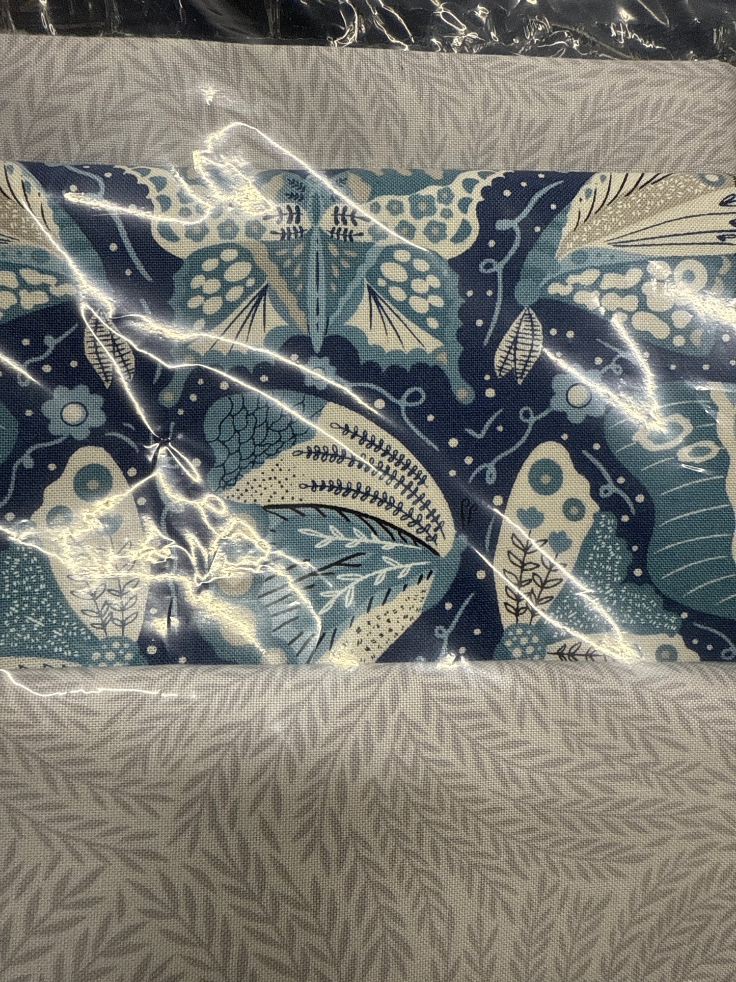 Ten Minute Table Runner Kit Spring Themed 8 $24.95