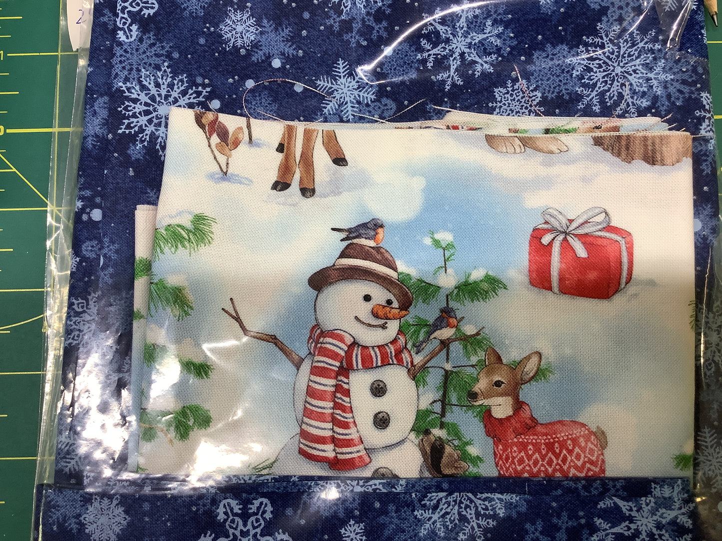 Ten Minute Table Runner Kit Christmas Themed 7 $22.25