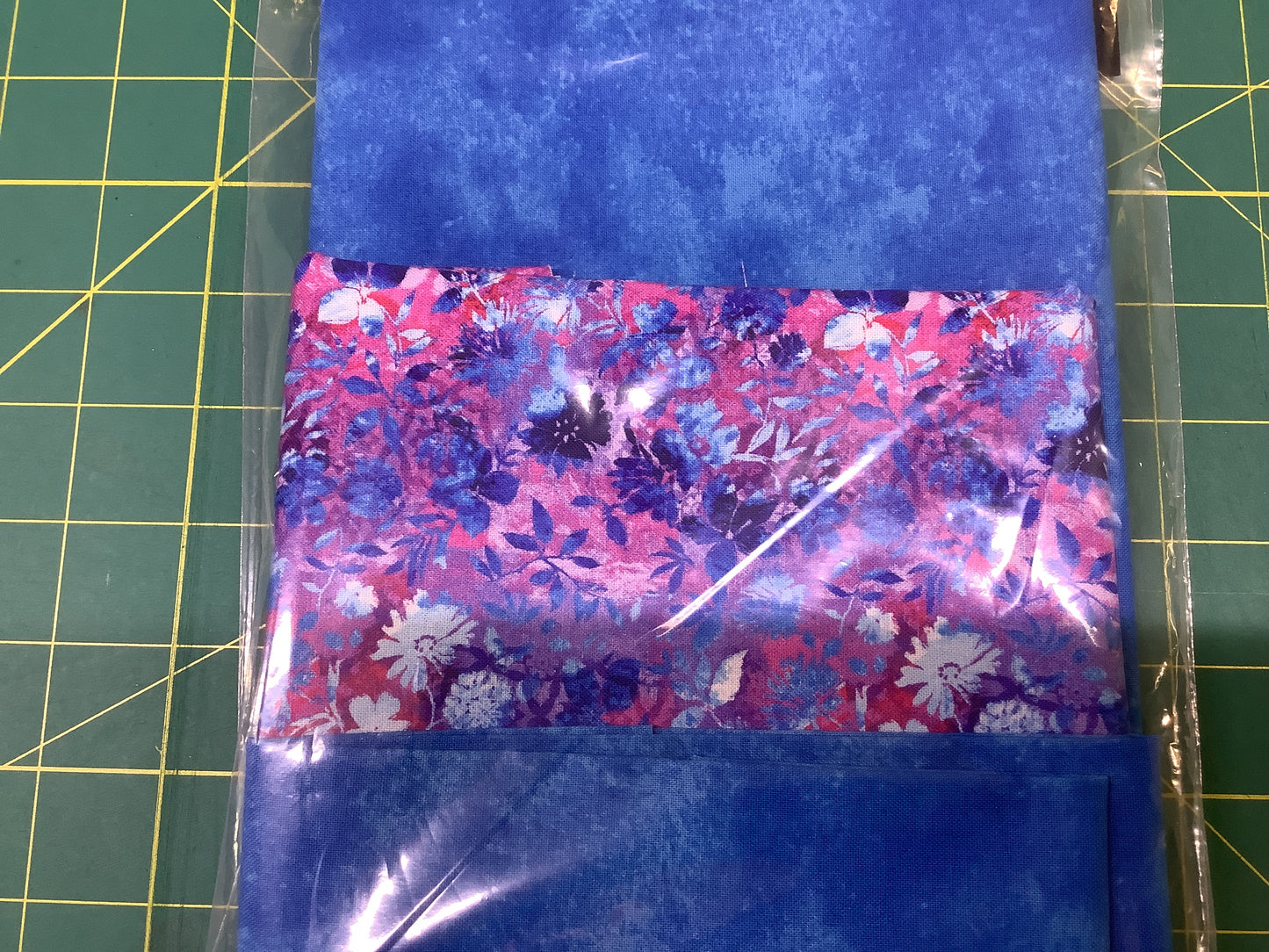 Ten Minute Table Runner Kit Spring Themed 9 $19.00