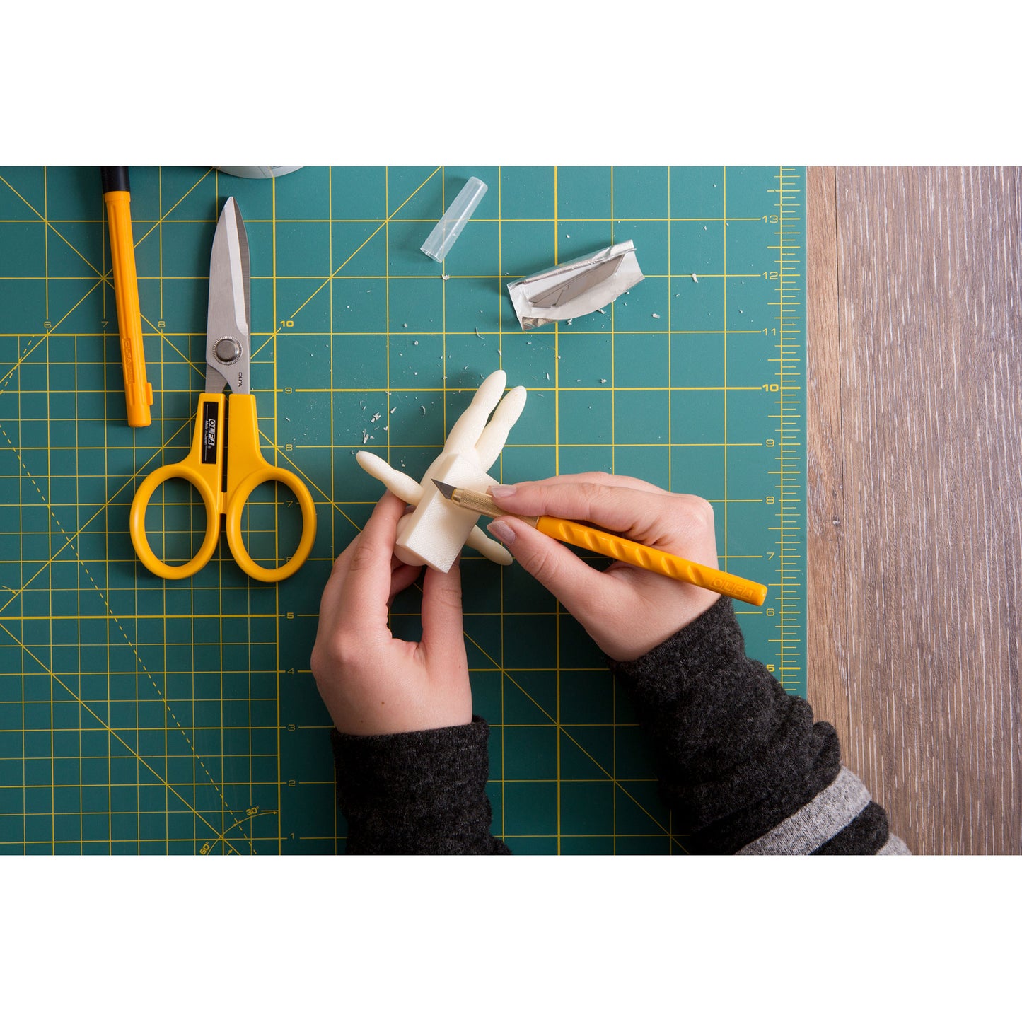 OLFA AK-15B - Art Knife with 5 Blades