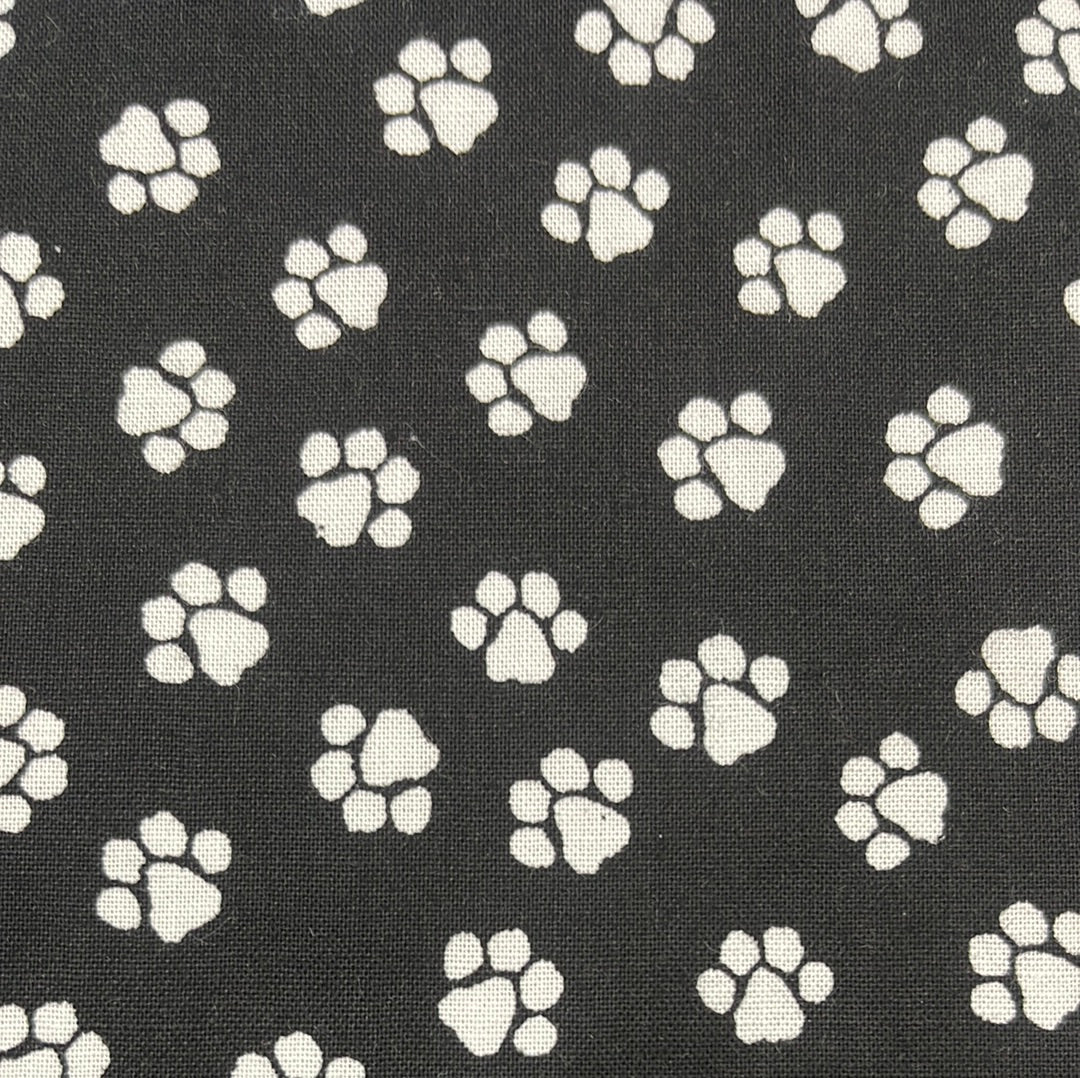 Paw prints on black $16.96/m