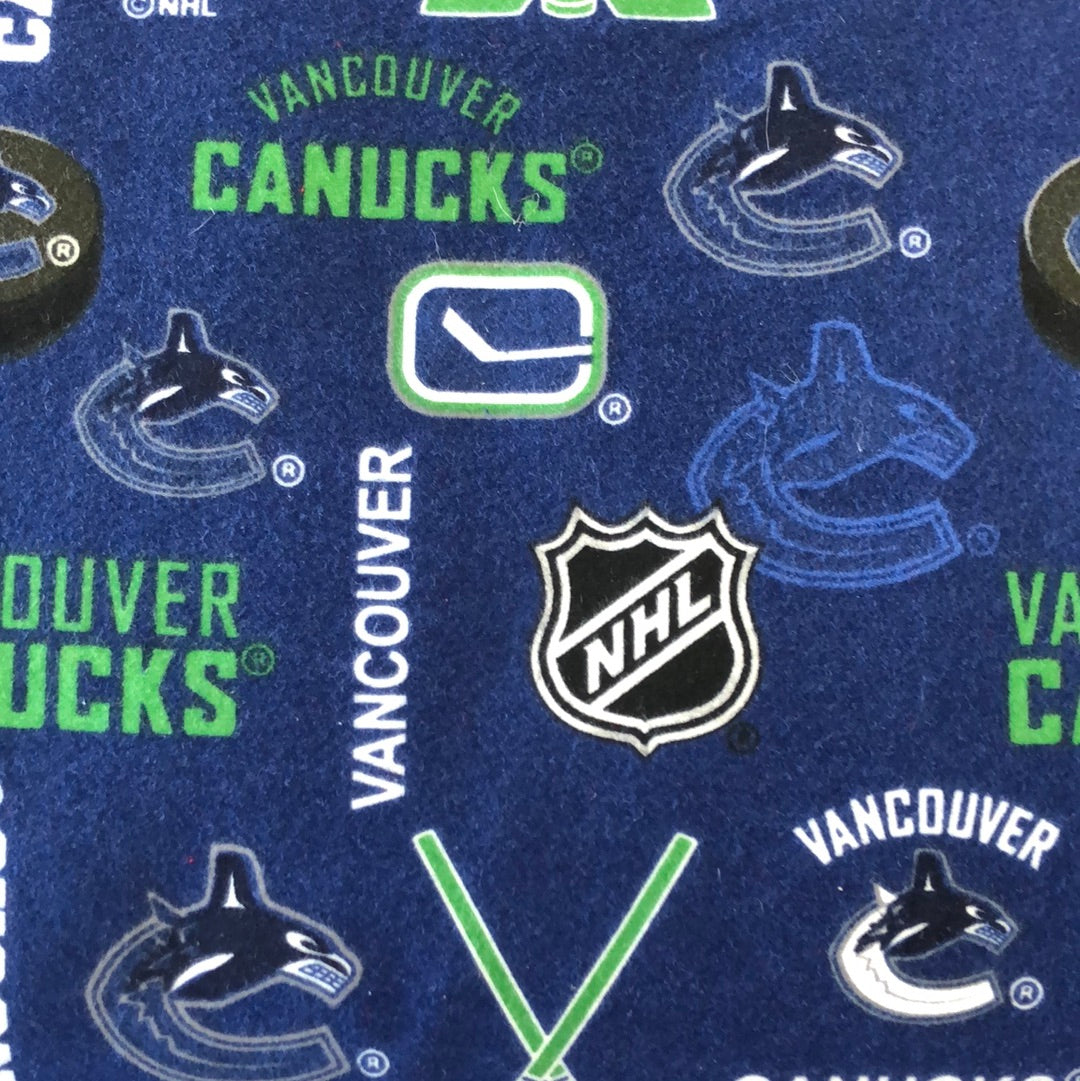 NHL-  Vancouver Canucks - Flannel $26.96/m BBFA