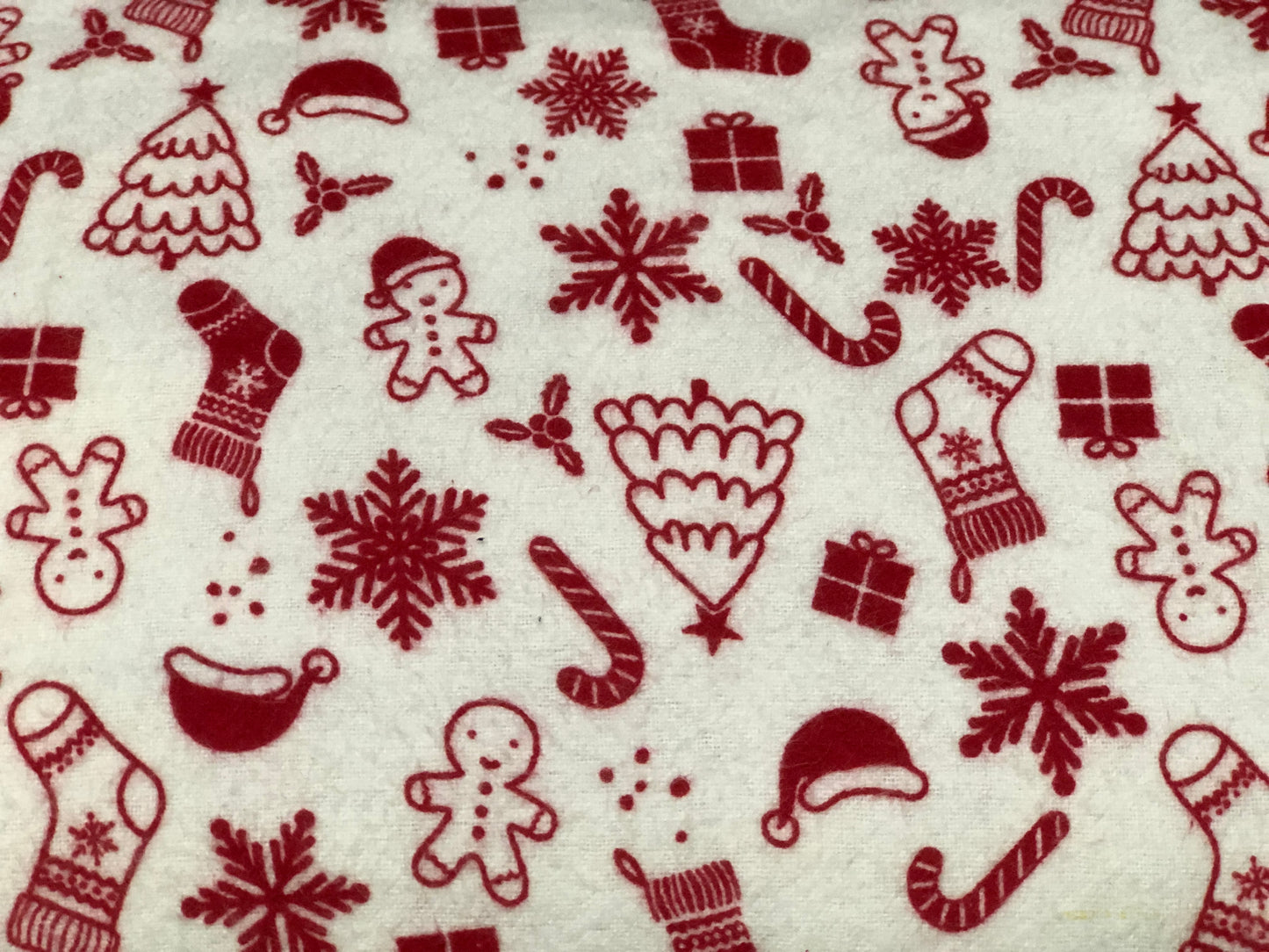 Flannel 2582- White with Christmas items